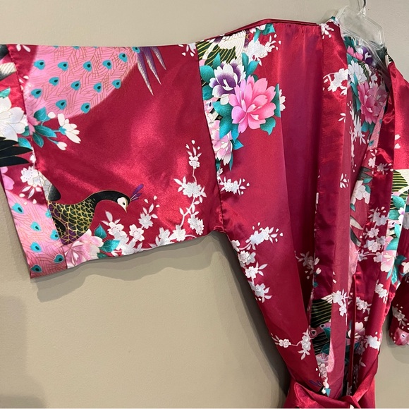 5 PC Satin Pajama Lot Robe Top Shorts Pants Sz S Peacock Hunter Green Wine Red - Picture 4 of 16